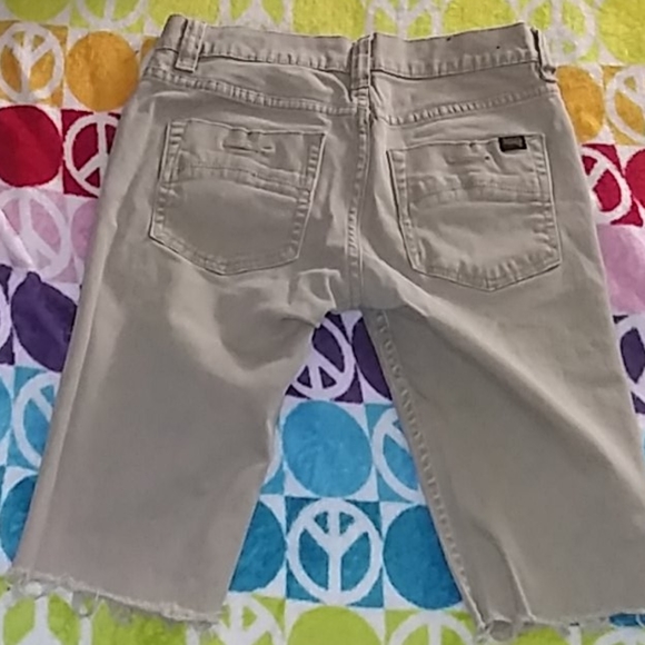 Mens Shorts - Picture 4 of 4